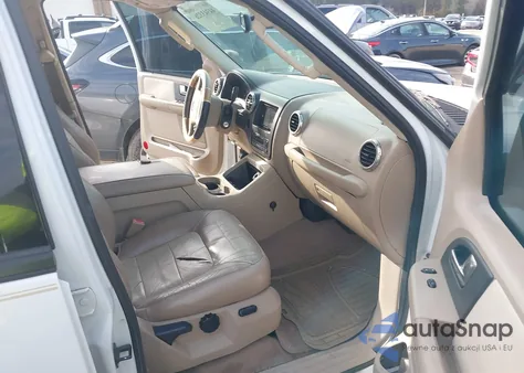 2004 Ford Expedition Eddie Bauer z USA, uszkodzony, nr VIN 1FMFU18L74LB44194